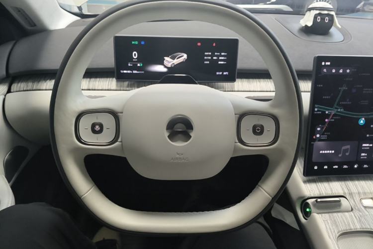 Used Nio ET7 2024 100kWh Executive Signature Edition Steering Wheel