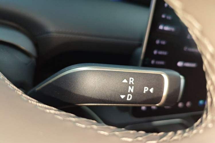 Used Nio ET9 2025 100 kWh Gear Lever