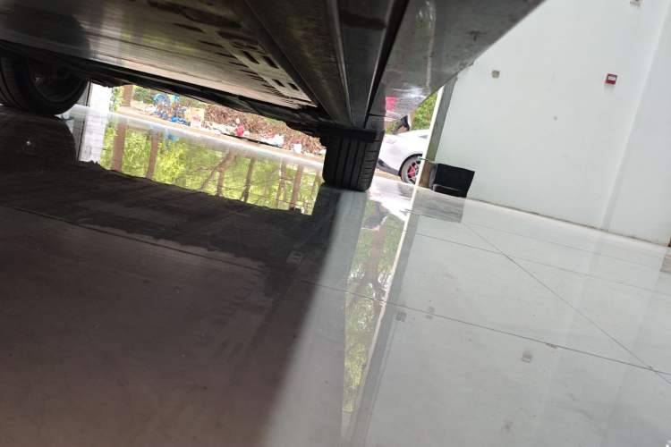 Used Nio ET9 2025 100 kWh Left Side Sill