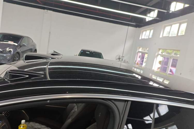 Used Nio ET9 2025 100 kWh Roof