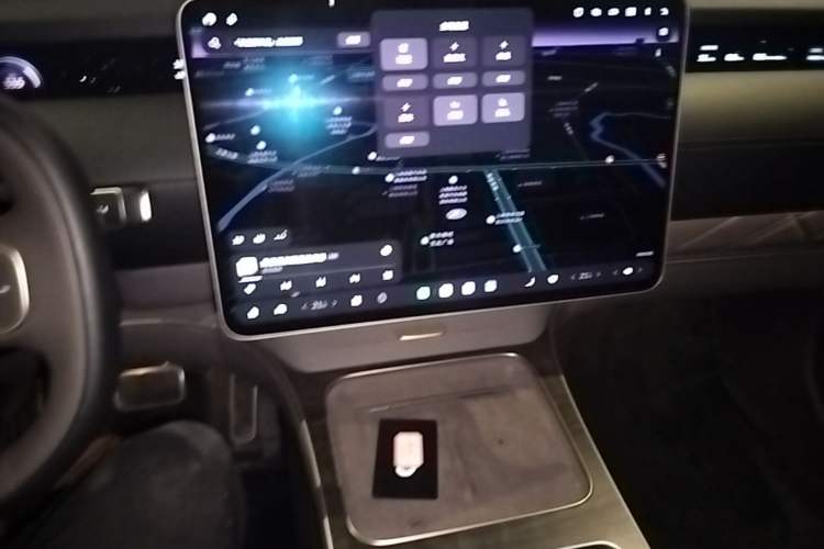 Used Nio ET9 2025 100kWh Signature Edition Audio And AC Panel
