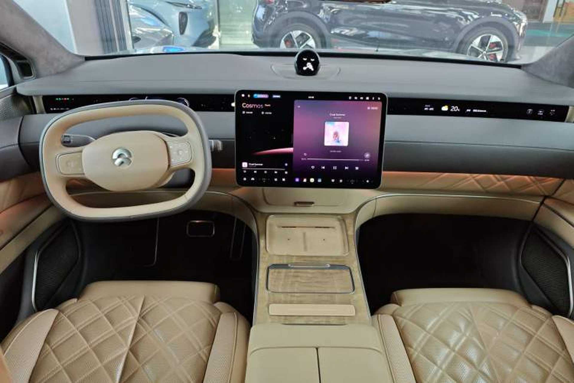 Used Nio ET9 2025 100kWh Signature Edition Center Console