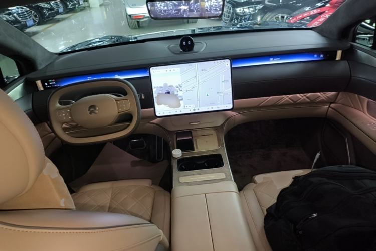 Used Nio ET9 2025 100kWh Signature Edition Center Console
