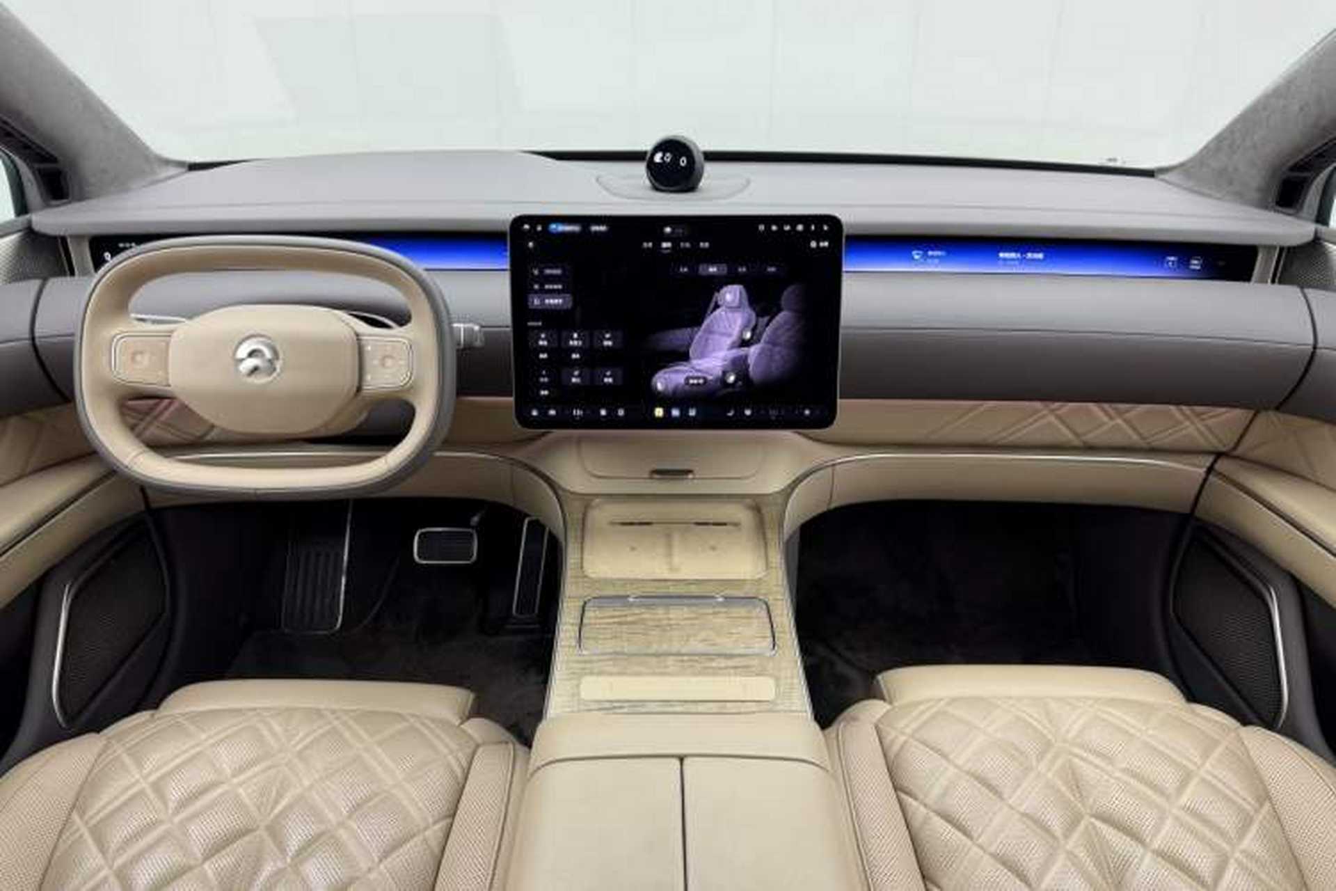 Used Nio ET9 2025 100kWh Signature Edition Center Console