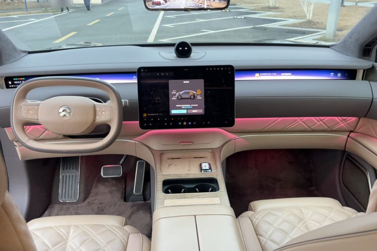 Used Nio ET9 2025 100kWh Signature Edition Center Console
