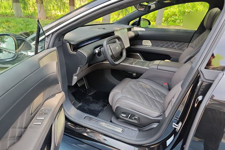 Used Nio ET9 2025 100 kWh Driver Seat