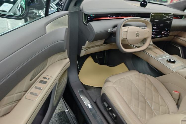 Used Nio ET9 2025 100kWh Signature Edition Driver Seat