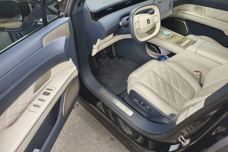 Used Nio ET9 2025 100kWh Signature Edition Driver Seat