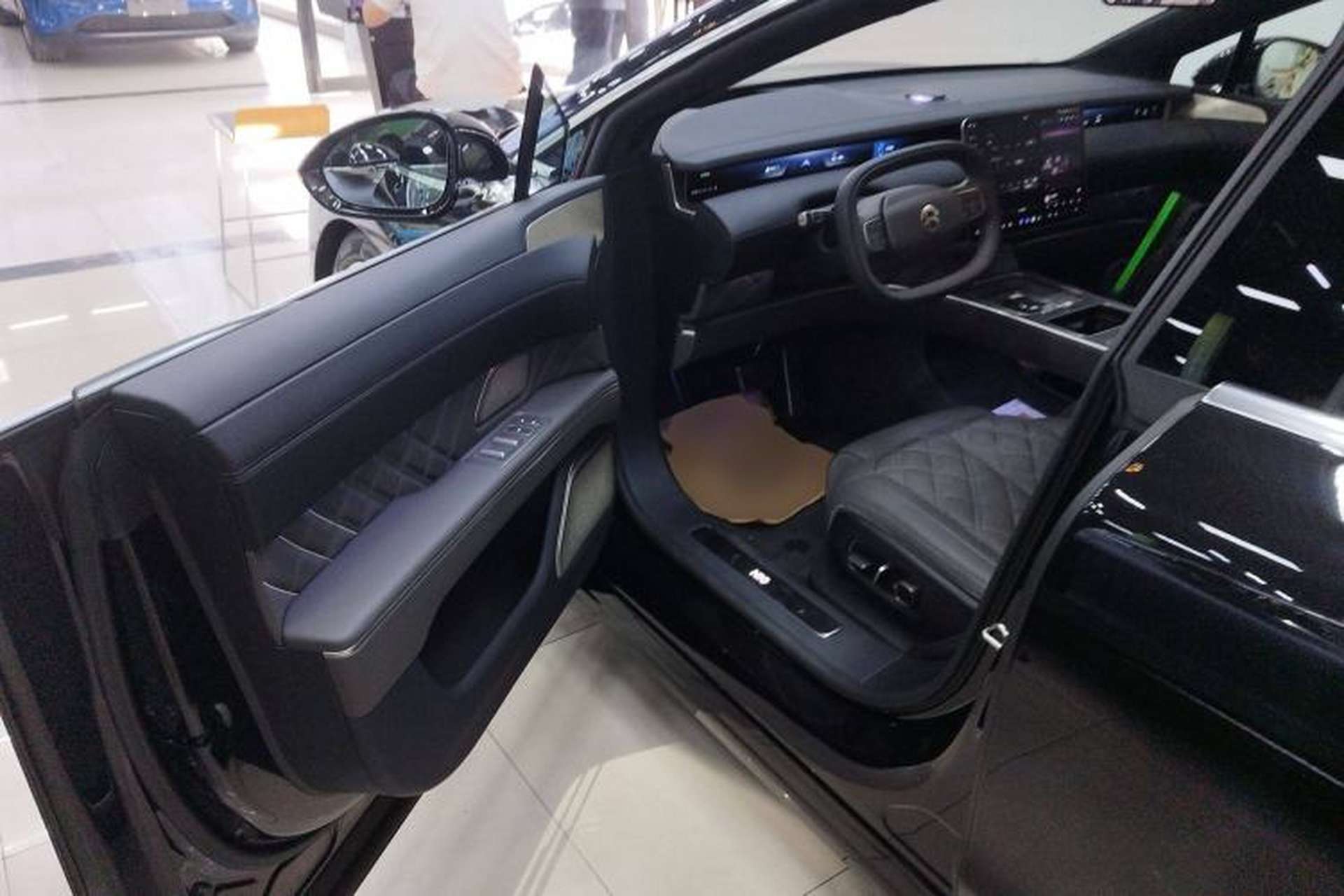 Used Nio ET9 2025 100 kWh Driver Seat
