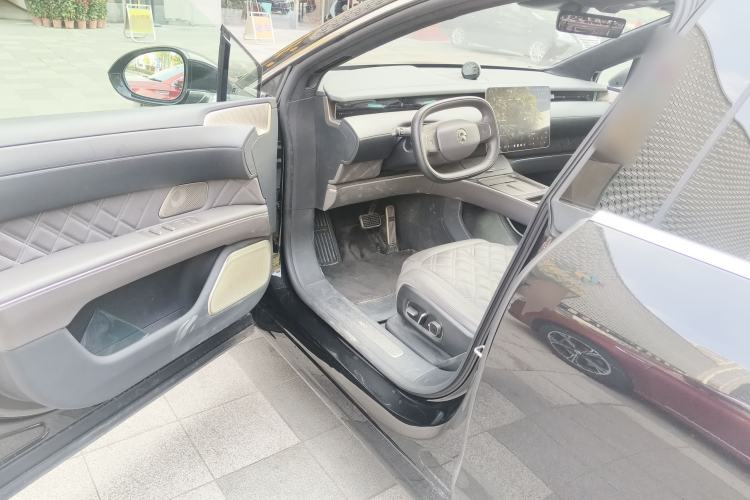 Used Nio ET9 2025 100 kWh Driver Seat