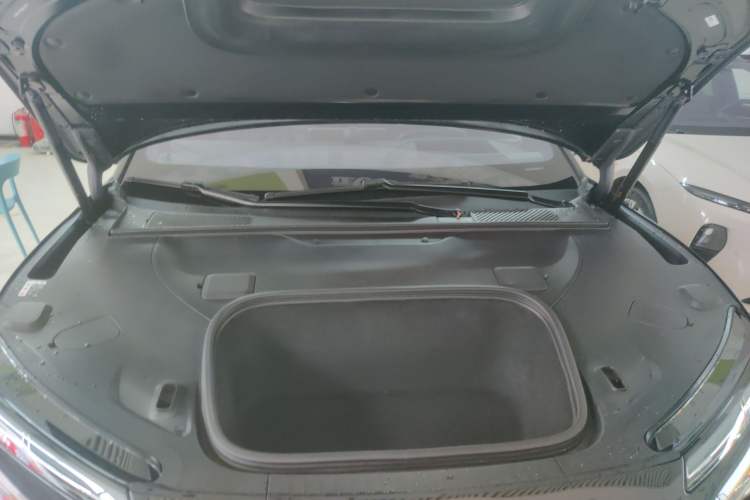 Used Nio ET9 2025 100 kWh Engine Bay