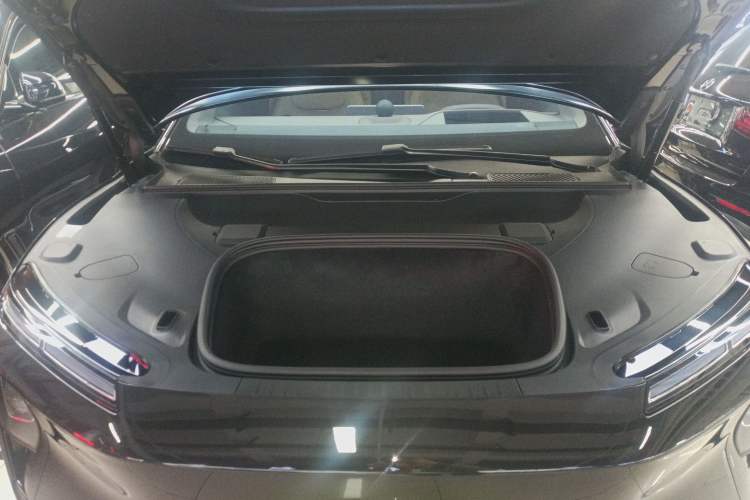 Used Nio ET9 2025 100kWh Signature Edition Engine Bay