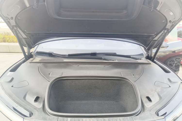 Used Nio ET9 2025 100 kWh Engine Bay