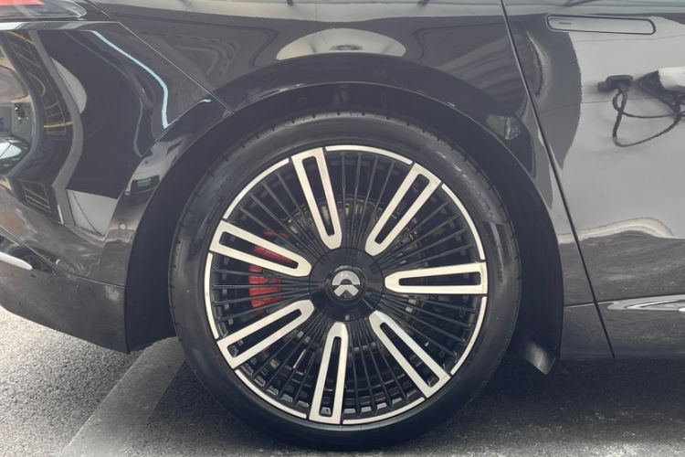 Used Nio ET9 2025 100kWh Signature Edition Exterior 11