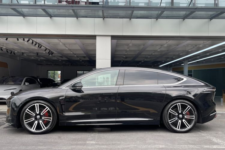 Used Nio ET9 2025 100kWh Signature Edition Exterior 3