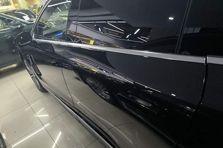 Used Nio ET9 2025 100 kWh Exterior 3