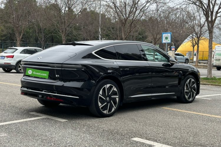 Used Nio ET9 2025 100 kWh Exterior 4