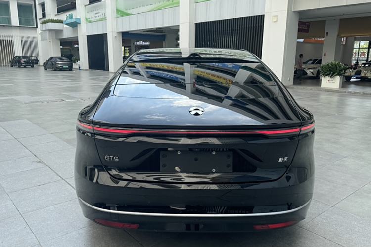 Used Nio ET9 2025 100 kWh Exterior 4