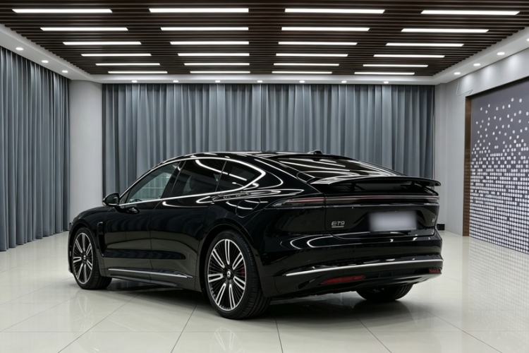 Used Nio ET9 2025 100kWh Signature Edition Exterior 5
