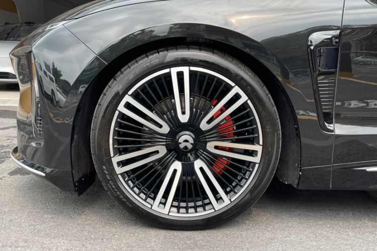 Used Nio ET9 2025 100kWh Signature Edition Exterior 6