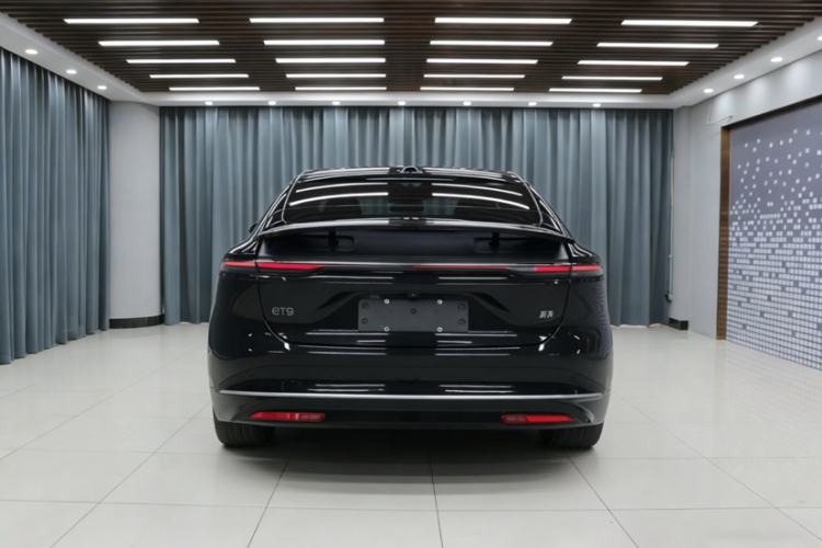 Used Nio ET9 2025 100 kWh Exterior 8