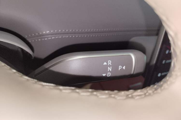 Used Nio ET9 2025 100kWh Signature Edition Gear Lever