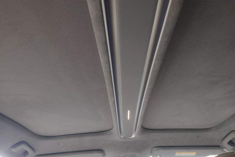 Used Nio ET9 2025 100kWh Signature Edition Headliner