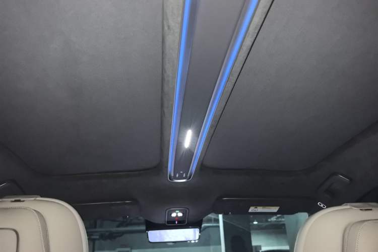 Used Nio ET9 2025 100kWh Signature Edition Headliner