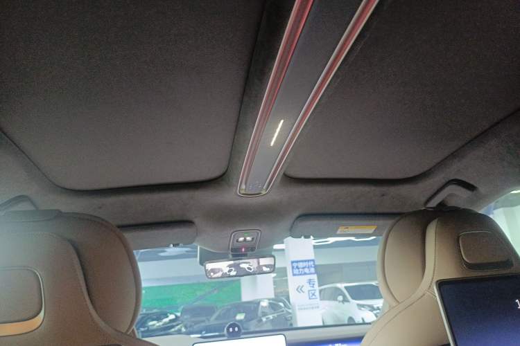 Used Nio ET9 2025 100kWh Signature Edition Headliner