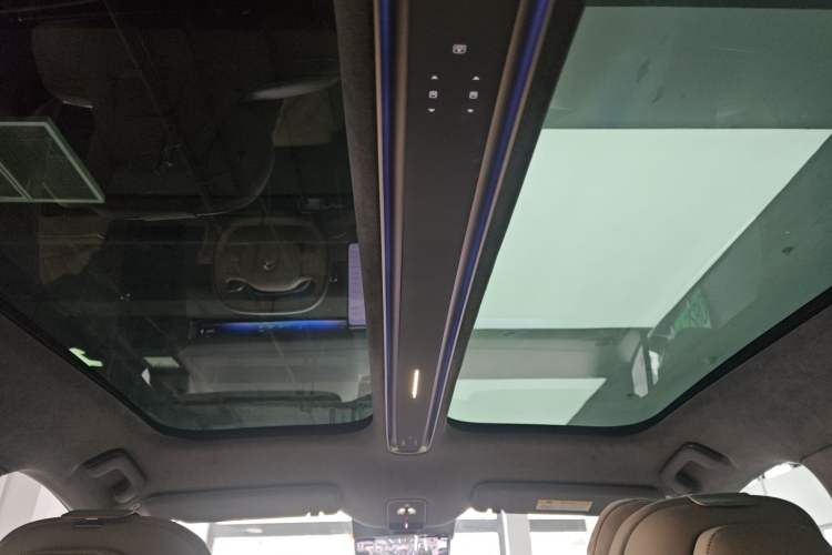 Used Nio ET9 2025 100 kWh Headliner