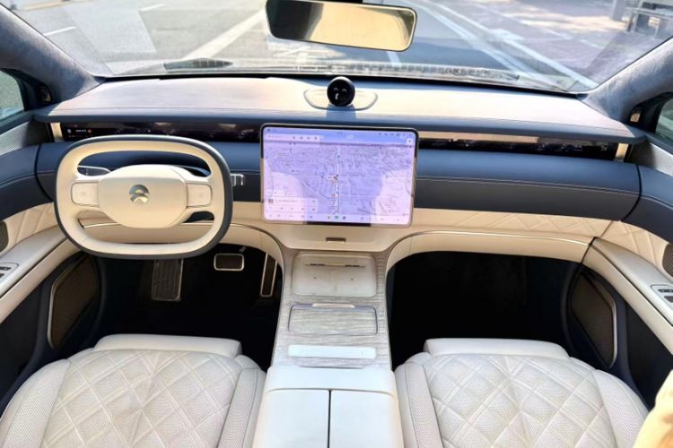 Used Nio ET9 2025 100kWh Signature Edition Interior 1