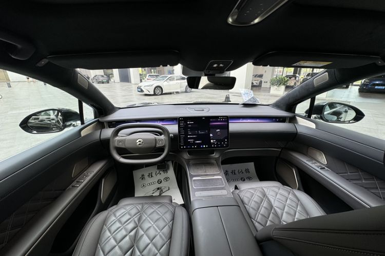 Used Nio ET9 2025 100 kWh Interior 1