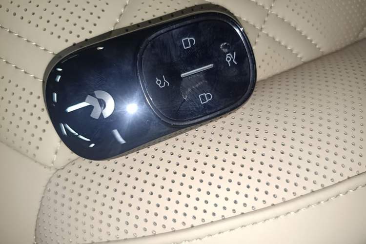 Used Nio ET9 2025 100kWh Signature Edition Interior 1
