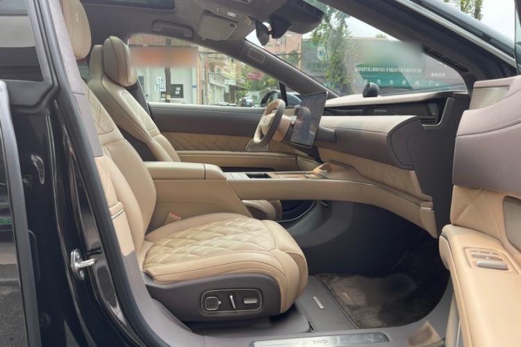 Used Nio ET9 2025 100kWh Signature Edition Interior 12