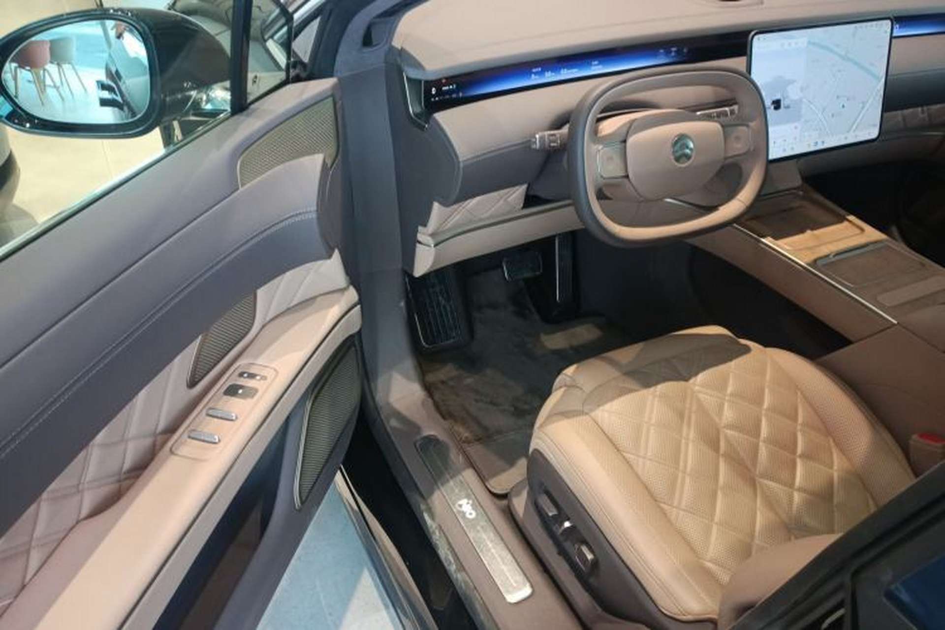 Used Nio ET9 2025 100 kWh Interior 3