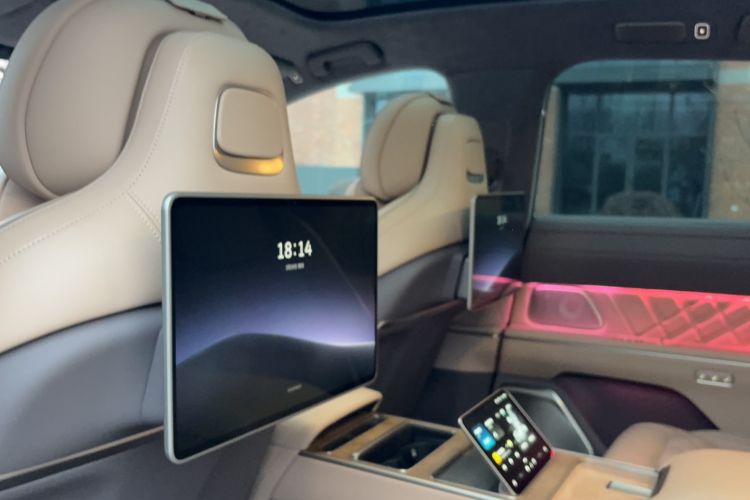 Used Nio ET9 2025 100kWh Signature Edition Interior 3