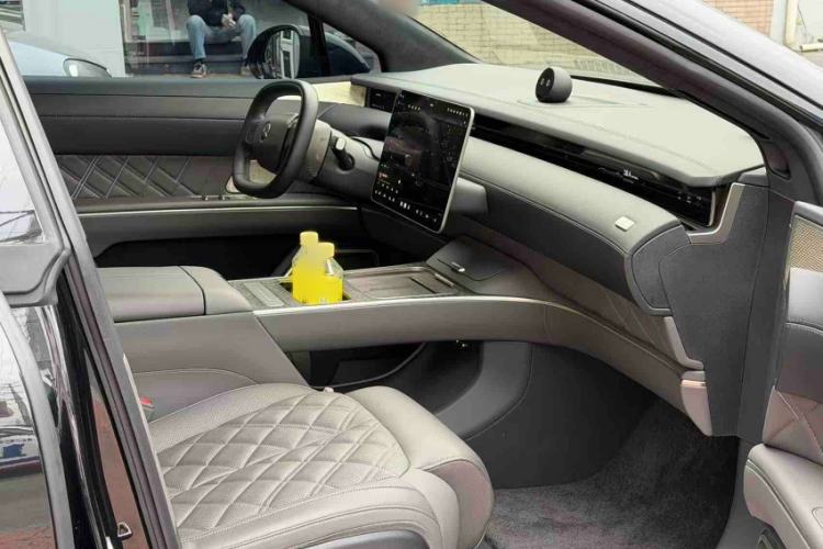 Used Nio ET9 2025 100kWh First-Edition Limited Edition Interior 4