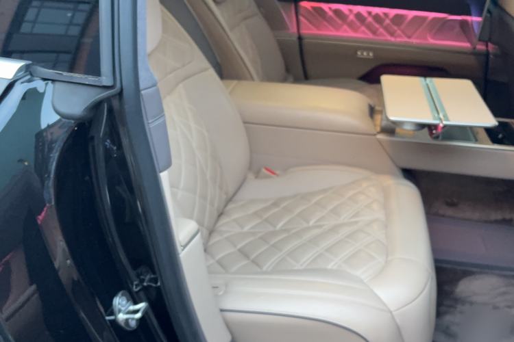 Used Nio ET9 2025 100kWh Signature Edition Interior 5
