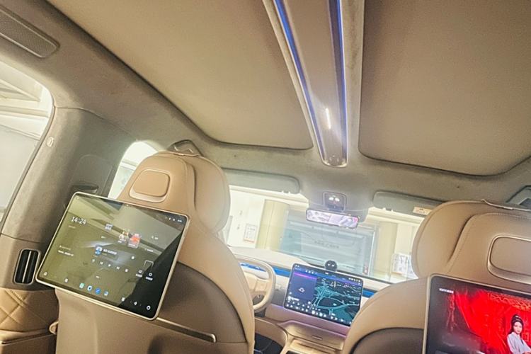 Used Nio ET9 2025 100 kWh Interior 7