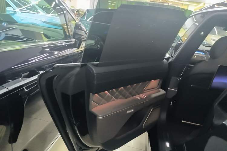 Used Nio ET9 2025 100 kWh Interior 8