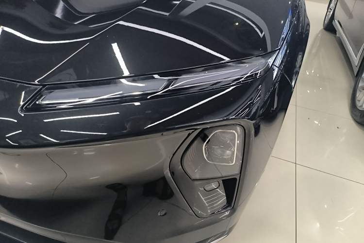 Used Nio ET9 2025 100 kWh Left Front Headlight