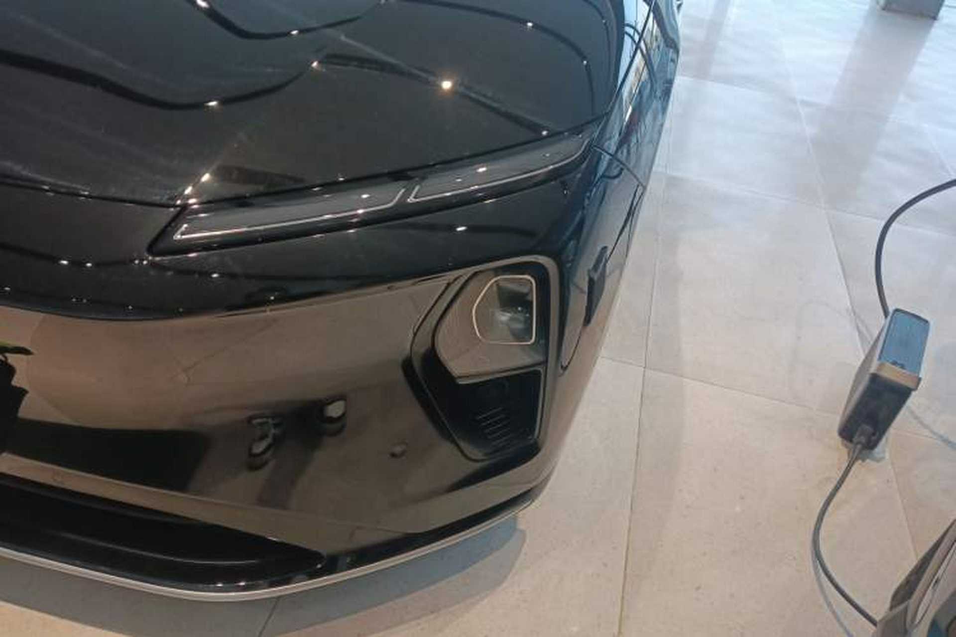 Used Nio ET9 2025 100 kWh Left Front Headlight