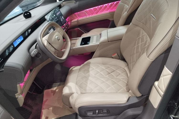 Used Nio ET9 2025 100kWh Signature Edition Left Front Seat