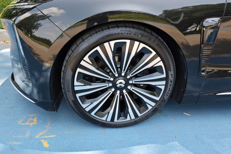 Used Nio ET9 2025 100 kWh Left Front Wheel Hub