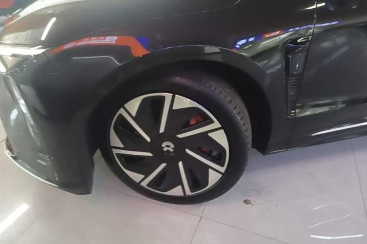 Used Nio ET9 2025 100 kWh Left Front Wheel Hub