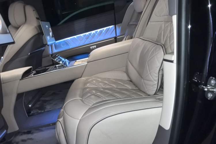 Used Nio ET9 2025 100kWh Signature Edition Left Rear Seat