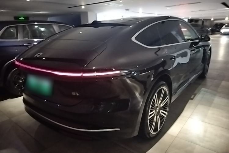 Used Nio ET9 2025 100kWh Signature Edition Rear Right 45 Deg