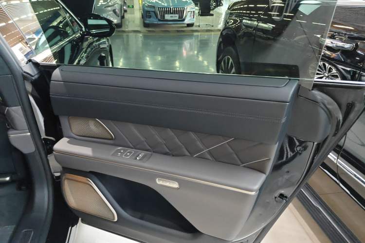 Used Nio ET9 2025 100 kWh Right Rear Door Interior