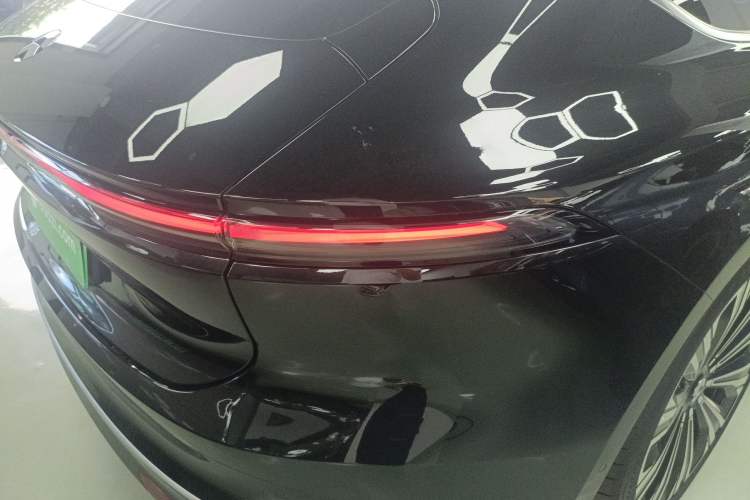 Used Nio ET9 2025 100kWh Signature Edition Right Rear Taillight