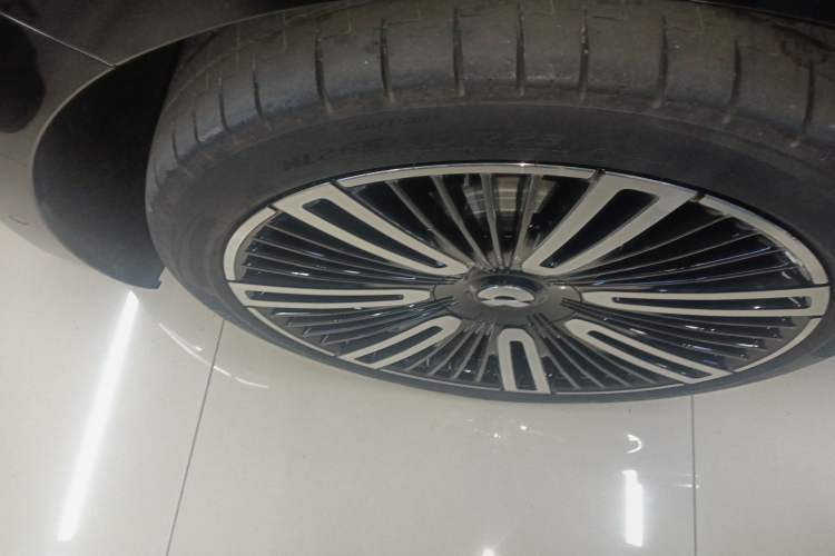 Used Nio ET9 2025 100kWh Signature Edition Right Rear Wheel Hub